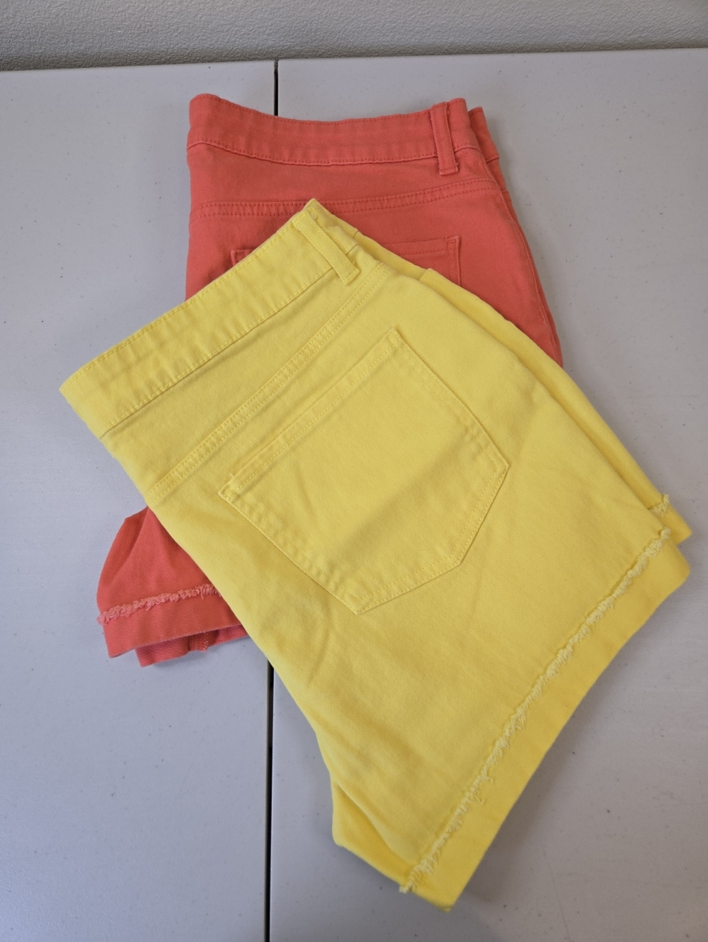 2 Time and Tru Denim Shorts Bundle Size 16 Yellow and Coral - Picture 5 of 11